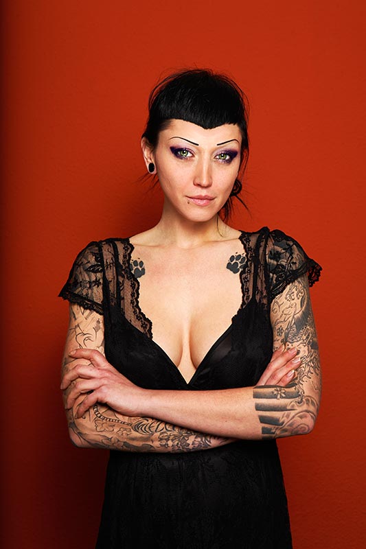 http://www.borispale.com/Portrait/images/AA_Nike_9047.jpg